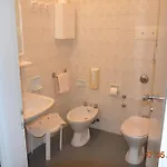 Alberta Hotel 2*